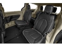 2025 Chrysler Pacifica Limited FWD Interior Shot 5