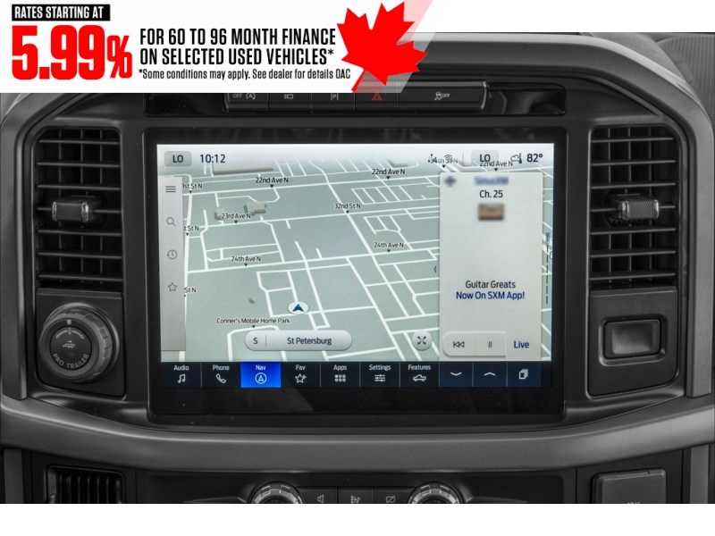 2024 Ford F-150 XLT 4WD SuperCrew 5.5' Box Interior Shot 8