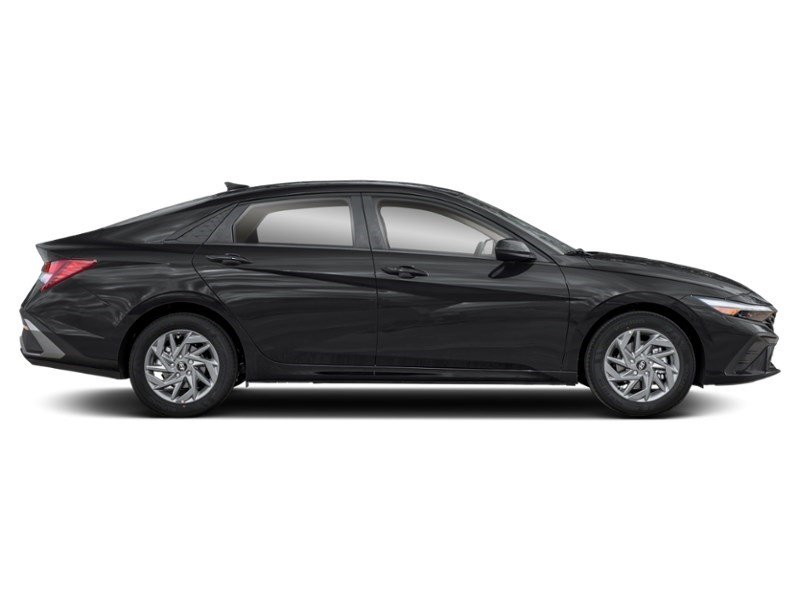 2024 Hyundai Elantra Preferred IVT Exterior Shot 10
