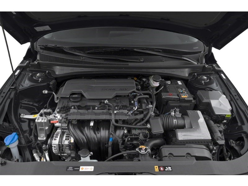 2024 Hyundai Elantra Preferred IVT Exterior Shot 3