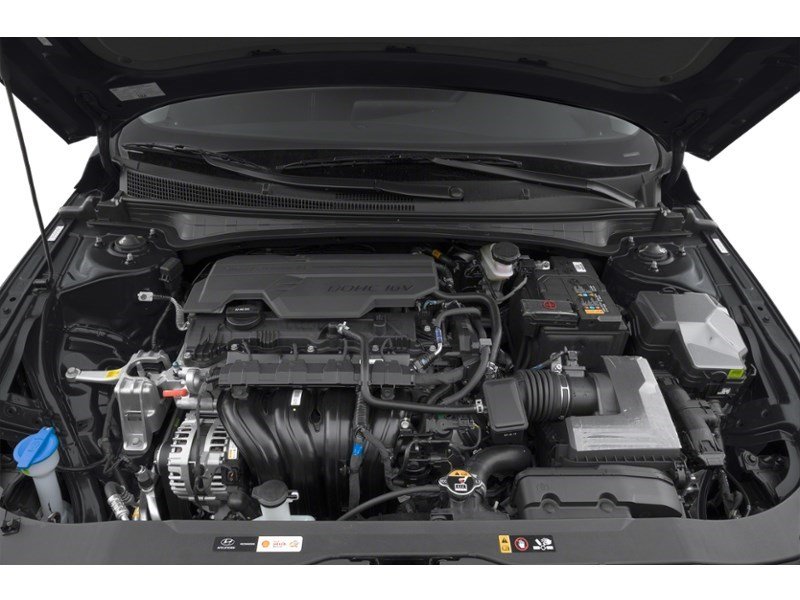 2024 Hyundai Elantra Preferred IVT Exterior Shot 3