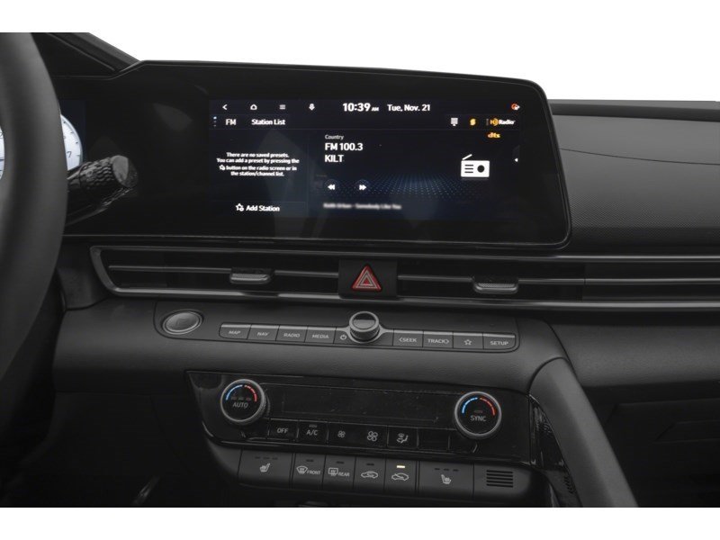 2025 Hyundai Elantra Luxury IVT Interior Shot 2