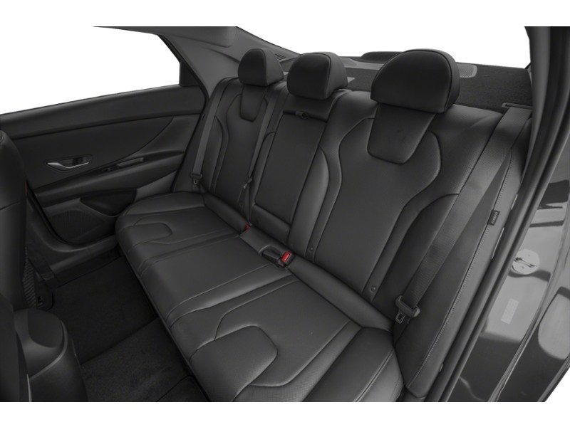 2025 Hyundai Elantra Luxury IVT w/Two-Tone Interior Interior Shot 5