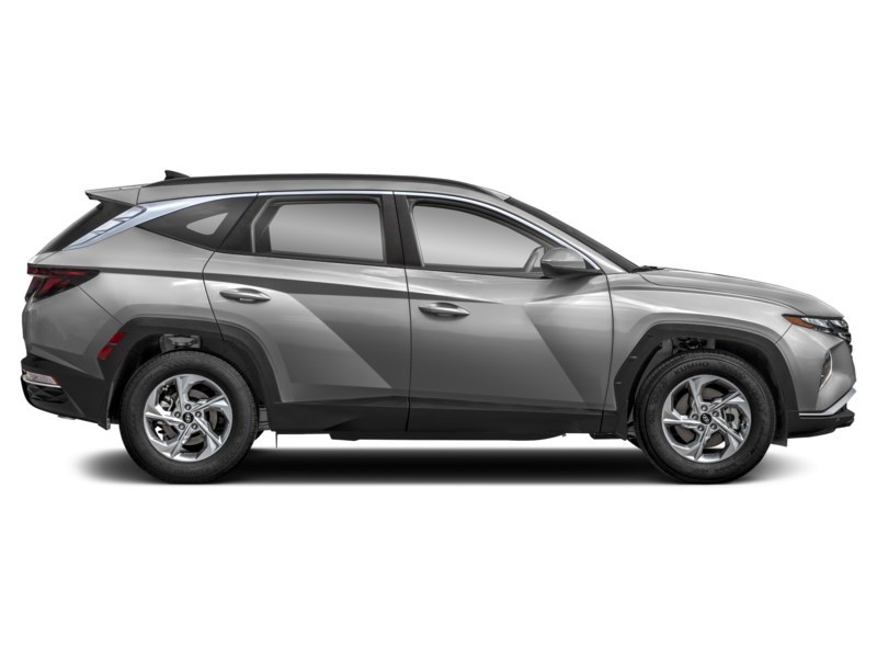 2024 Hyundai Tucson Preferred AWD Exterior Shot 10