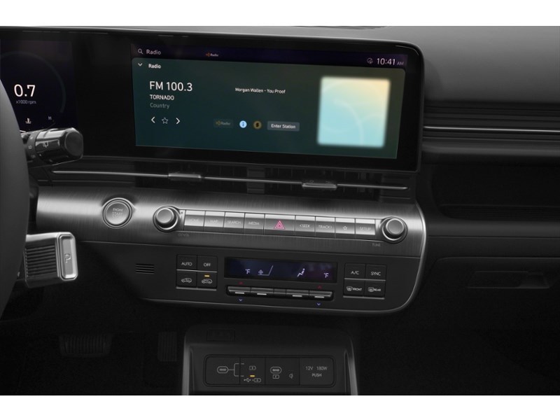 2024 Hyundai Kona 2.0L Preferred AWD w/Trend Package Interior Shot 2