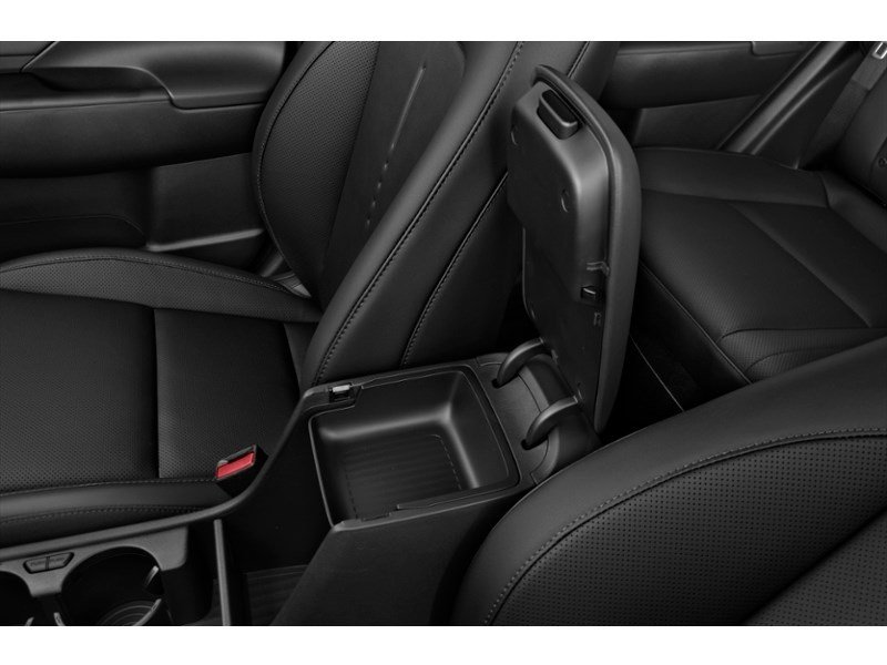 2024 Hyundai Kona 2.0L Preferred AWD w/Trend Package Interior Shot 7