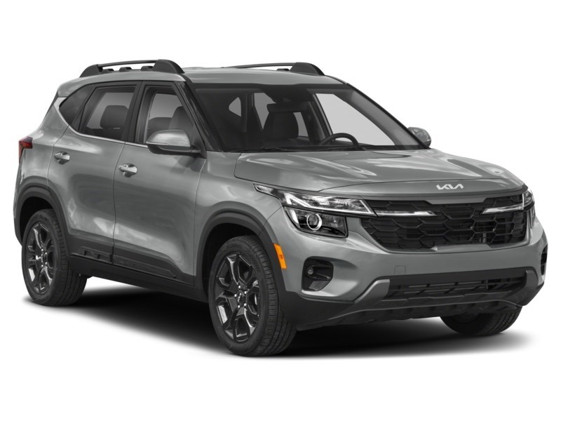 2026 Kia Seltos X-Line AWD Exterior Shot 8