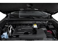 2024 Nissan Pathfinder Platinum 4WD Exterior Shot 3