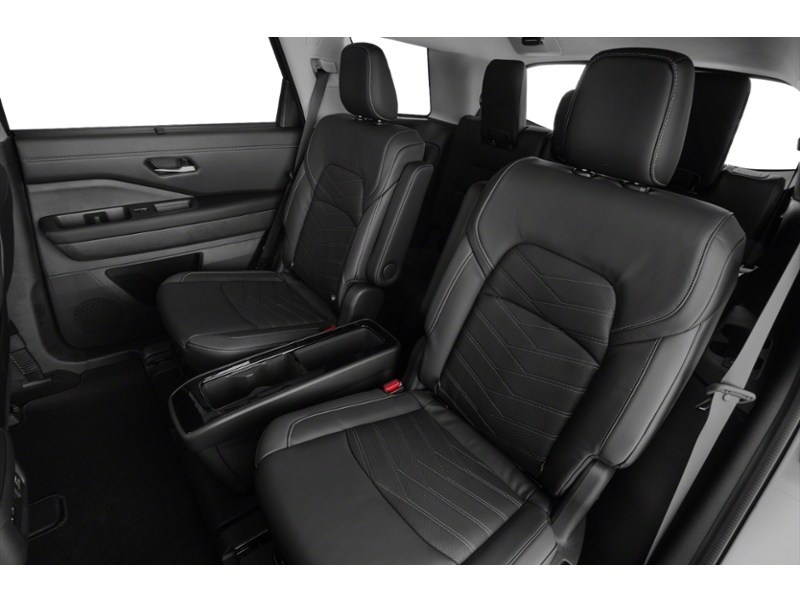2024 Nissan Pathfinder Platinum 4WD Interior Shot 5