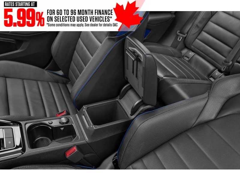 2024 Volkswagen Golf R DSG Interior Shot 7