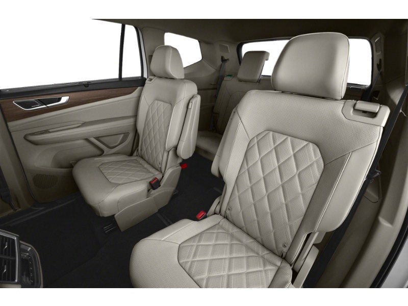 2024 Volkswagen Atlas Execline 2.0 TSI 4MOTION Interior Shot 5