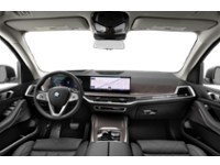 2025 BMW X7 xDrive40i Interior Shot 6