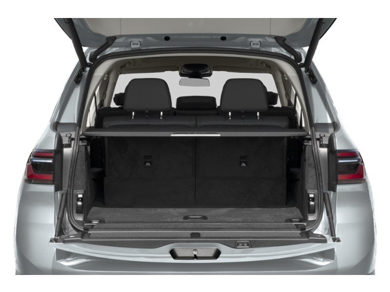 2025 BMW X7 xDrive40i Exterior Shot 4