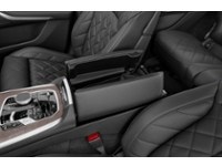 2025 BMW X7 xDrive40i Interior Shot 7