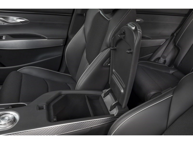 2025 Genesis GV70 3.5T Sport Plus w/eLSD Interior Shot 7