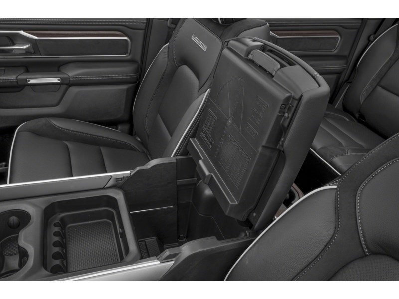 2023 Mazda CX-9 Signature AWD Interior Shot 9
