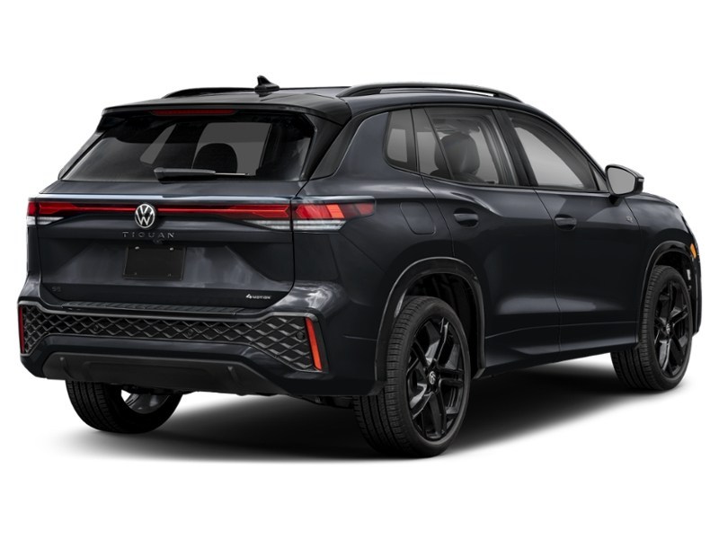 2026 Volkswagen Tiguan Comfortline R-Line Black Edition 4MOTION Exterior Shot 2