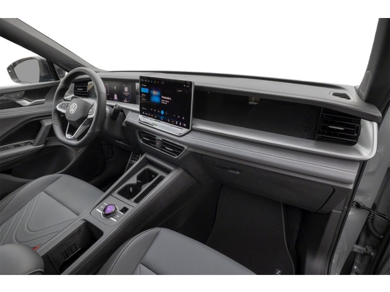 2026 Volkswagen Tiguan Comfortline R-Line Black Edition 4MOTION Interior Shot 1