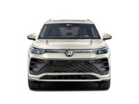 2025 Volkswagen Tiguan Highline R-Line 4MOTION Exterior Shot 5