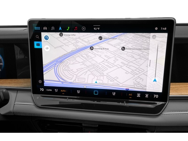 2025 Volkswagen Tiguan Highline R-Line 4MOTION Interior Shot 8