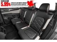 2024 Volkswagen Atlas Peak Edition 2.0 TSI 4MOTION Interior Shot 5