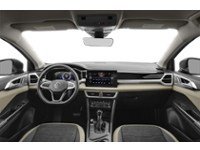 2026 Volkswagen Taos Comfortline 4MOTION Interior Shot 6