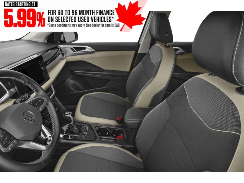 2025 Volkswagen Taos Comfortline 4MOTION Interior Shot 4