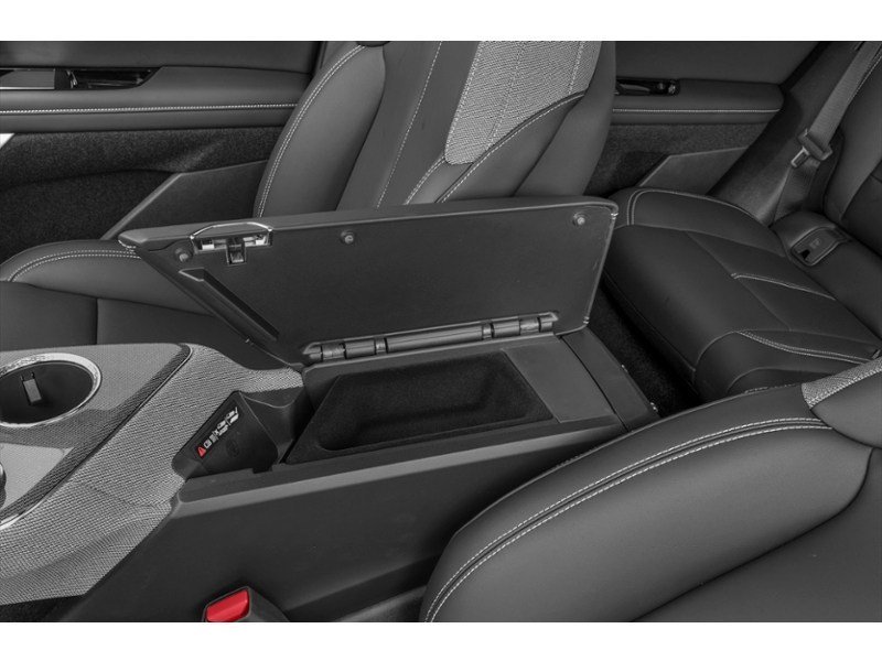 2025 Cadillac OPTIQ AWD 4dr Sport w/1SF Interior Shot 7