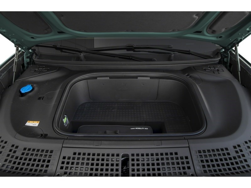 2026 Hyundai IONIQ 9 Preferred AWD w/Luxury Pkg Exterior Shot 3