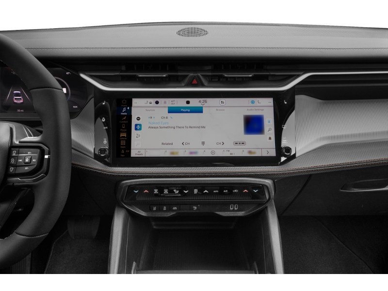 2026 Jeep Cherokee Limited 4x4 Interior Shot 2