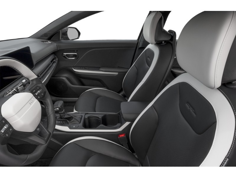 2026 Kia K4 GT-Line Turbo FWD Interior Shot 4