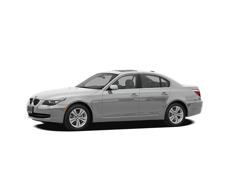 2009 BMW 528 4dr Sdn 528i RWD Titanium Silver Metallic  Shot 3