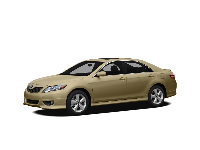 2011 Toyota Camry 4dr Sdn I4 Auto LE Sandy Beach Metallic  Shot 3