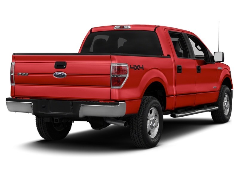 2013 Ford F-150 4WD SuperCrew 145" XLT Race Red  Shot 32