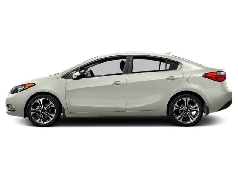 2016 Kia Forte 4dr Sdn Auto LX Snow White Pearl  Shot 24