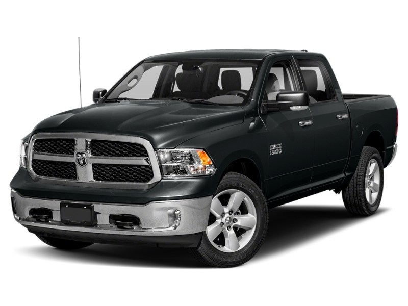 2017 RAM 1500 4WD Crew Cab 140.5" Big Horn Maximum Steel Metallic  Shot 88