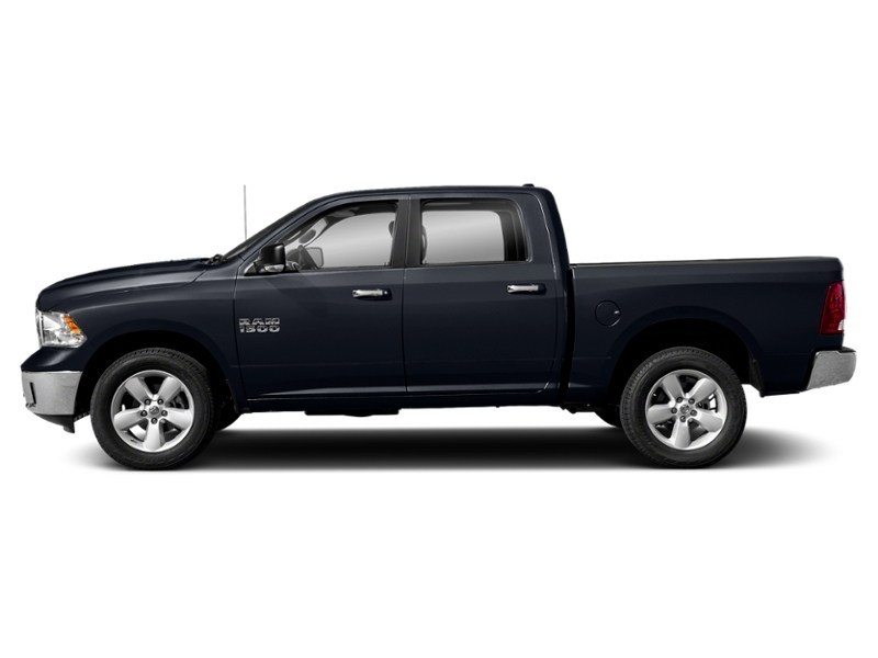 2017 RAM 1500 4WD Crew Cab 140.5" Big Horn