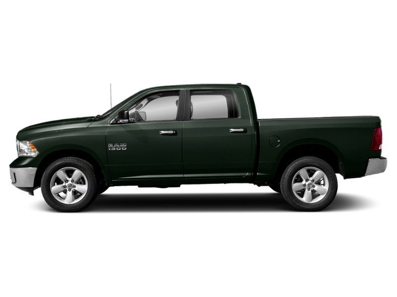 2017 RAM 1500 4WD Crew Cab 140.5" Big Horn