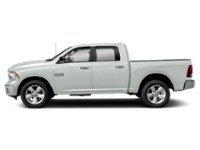 2015 RAM 1500 4WD Crew Cab 140.5" Big Horn Bright White  Shot 63