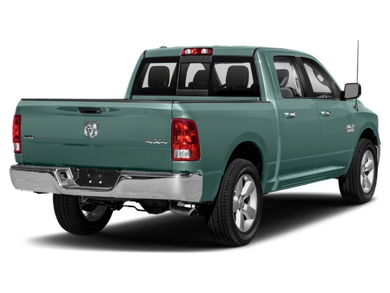 2017 RAM 1500 4WD Crew Cab 140.5" Big Horn Light Green  Shot 110