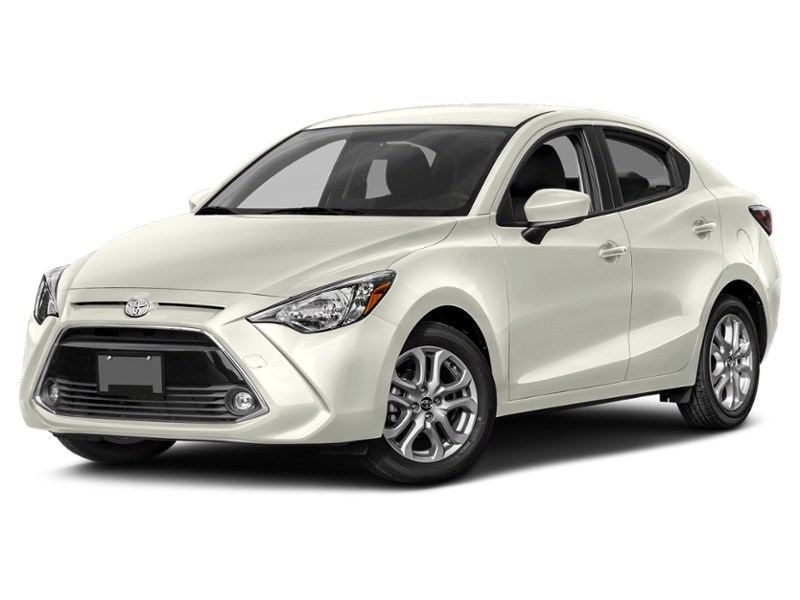 2017 Toyota Yaris 4dr Sdn Man Vapour White  Shot 4