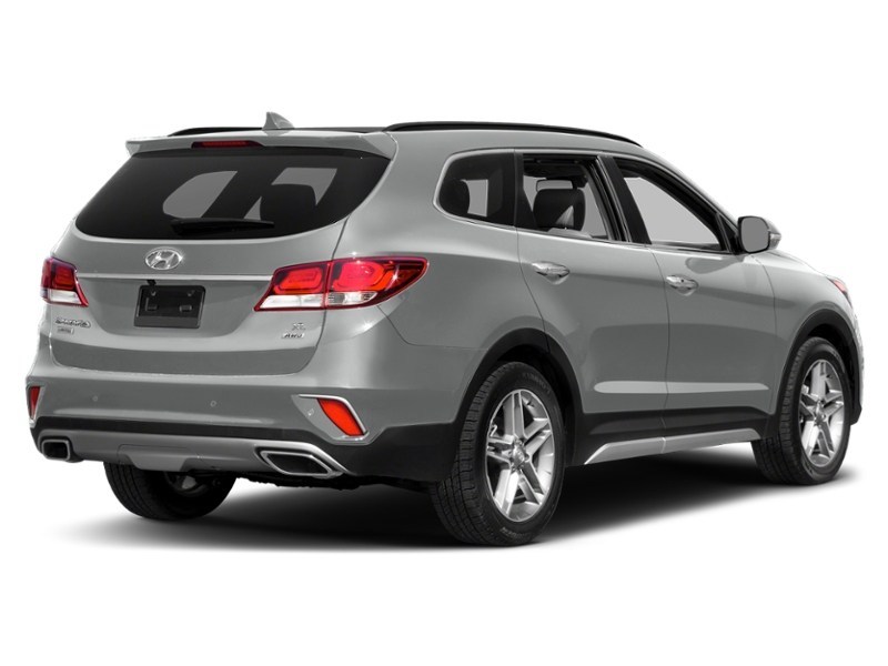2017 Hyundai Santa Fe XL AWD 4dr Limited w/6-Passenger Circuit Silver  Shot 2