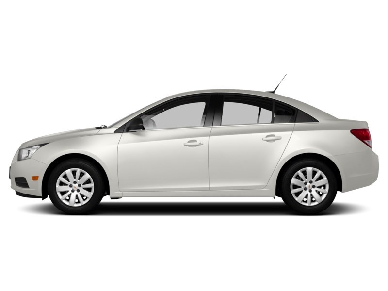 2013 Chevrolet Cruze 4dr Sdn LS w/1SA Summit White  Shot 15