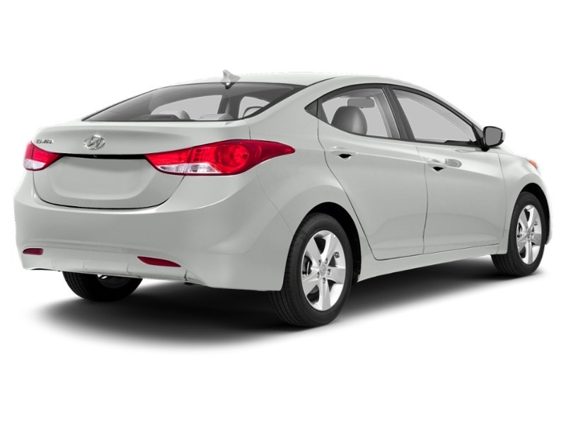 2013 Hyundai Elantra 4dr Sdn Auto GL Shimmering White Mica  Shot 32