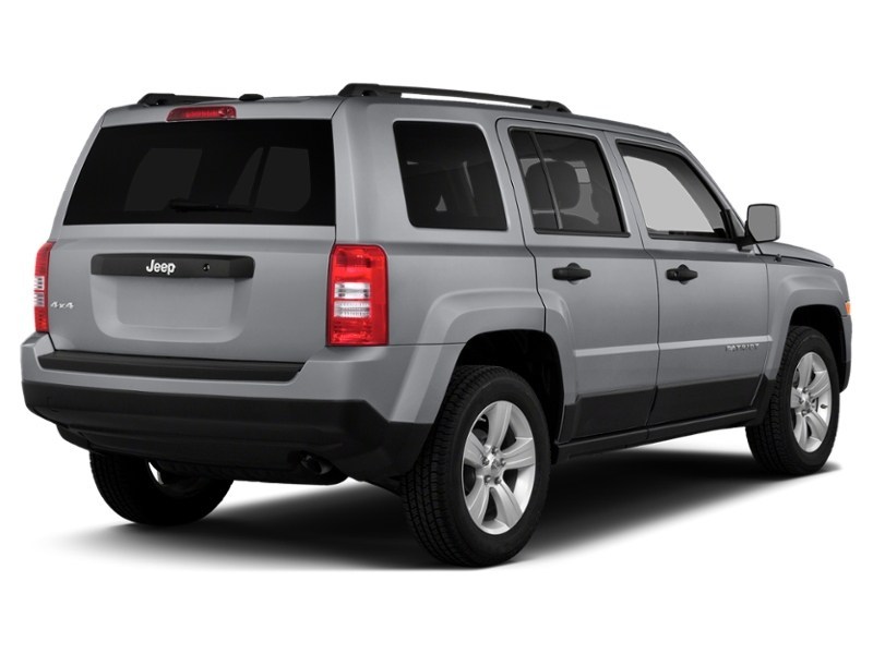 2015 Jeep Patriot 4WD 4dr Altitude *Ltd Avail* Billet Metallic  Shot 20