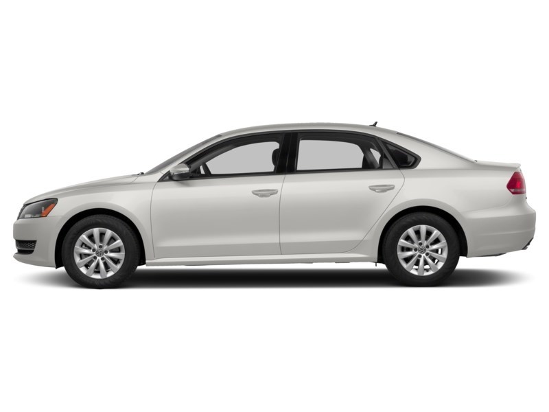 2013 Volkswagen Passat 4dr Sdn 2.5L Man Trendline Candy White  Shot 27