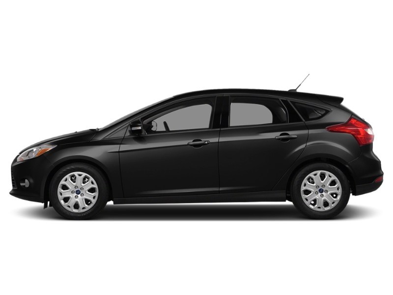 2014 Ford Focus 5dr HB SE Tuxedo Black Metallic  Shot 5