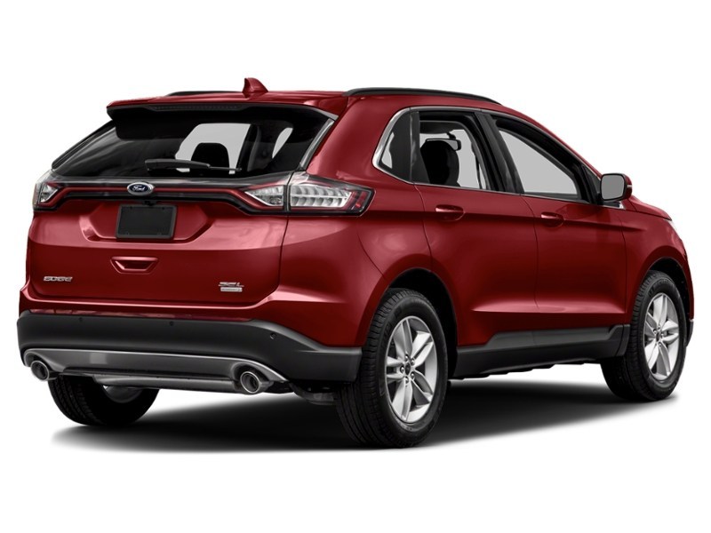2017 Ford Edge 4dr Titanium AWD Ruby Red Metallic Tinted Clearcoat  Shot 48