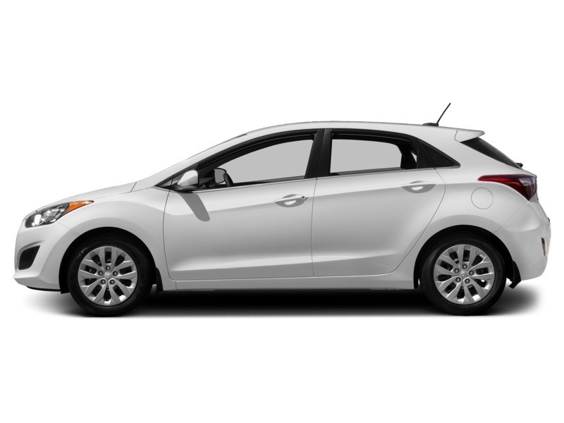 2016 Hyundai Elantra GT 5dr HB Auto GL Polar White  Shot 40