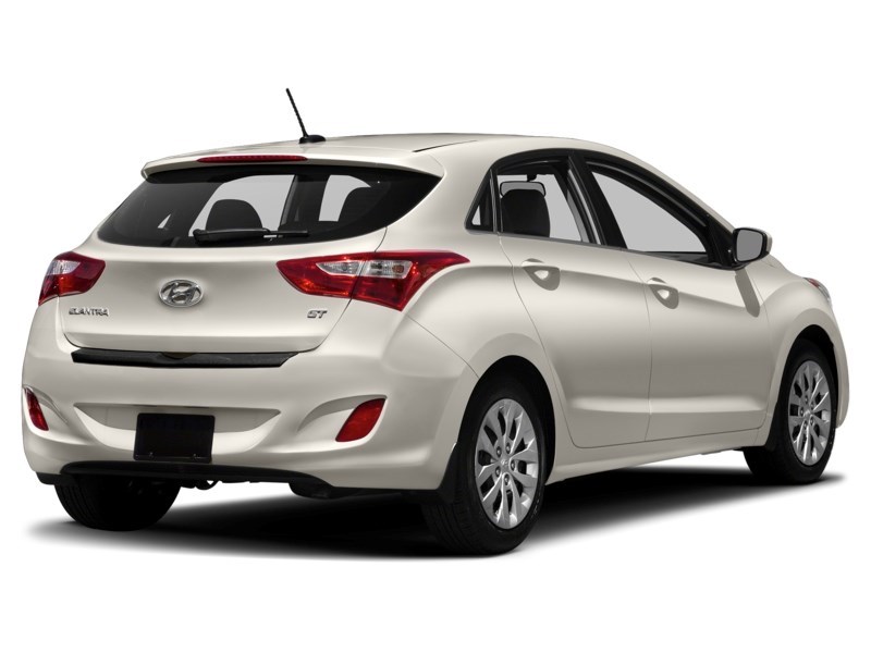 2016 Hyundai Elantra GT 5dr HB Auto GL Monaco White  Shot 2
